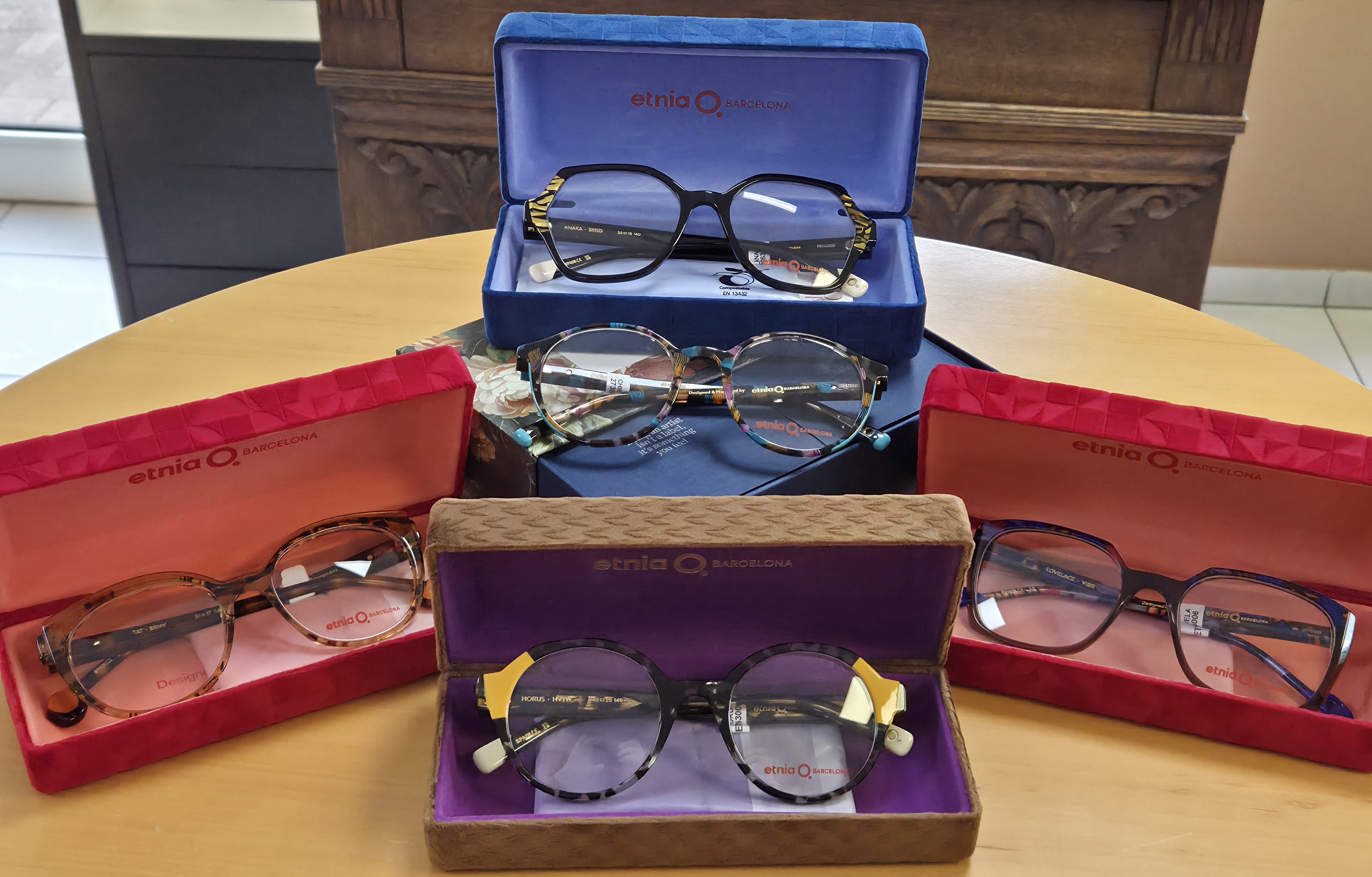Neue Etnia Barcelona Kollektion – Kunststoffacetat aus Italien bei Optik Johann